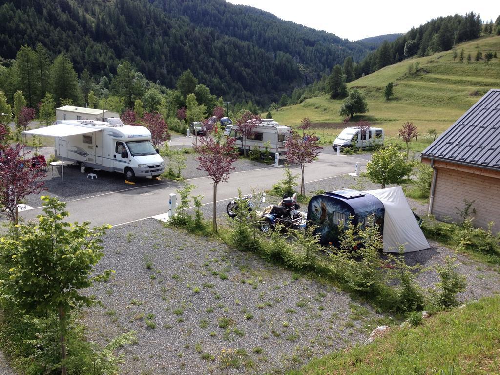 Camping Le Cians Hotell Beuil Exteriör bild